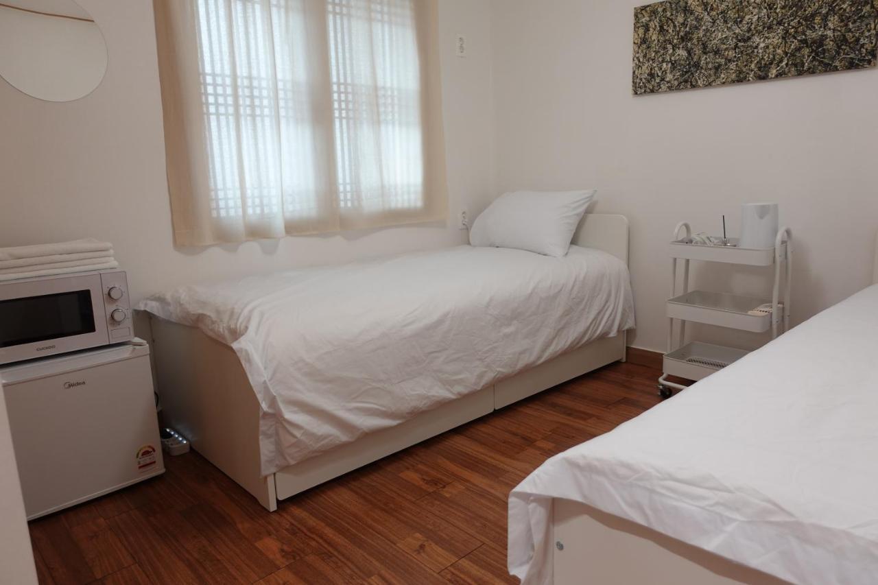 Hostel Jl In Chung-Jeong Seoul Exterior photo