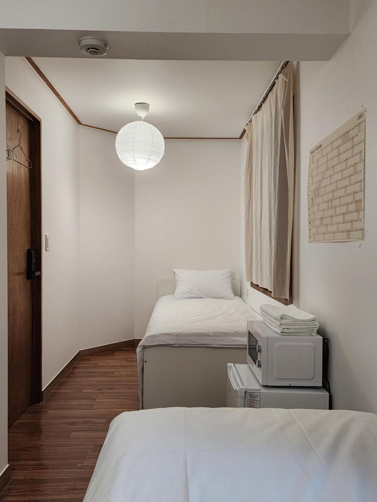 Hostel Jl In Chung-Jeong Seoul Exterior photo