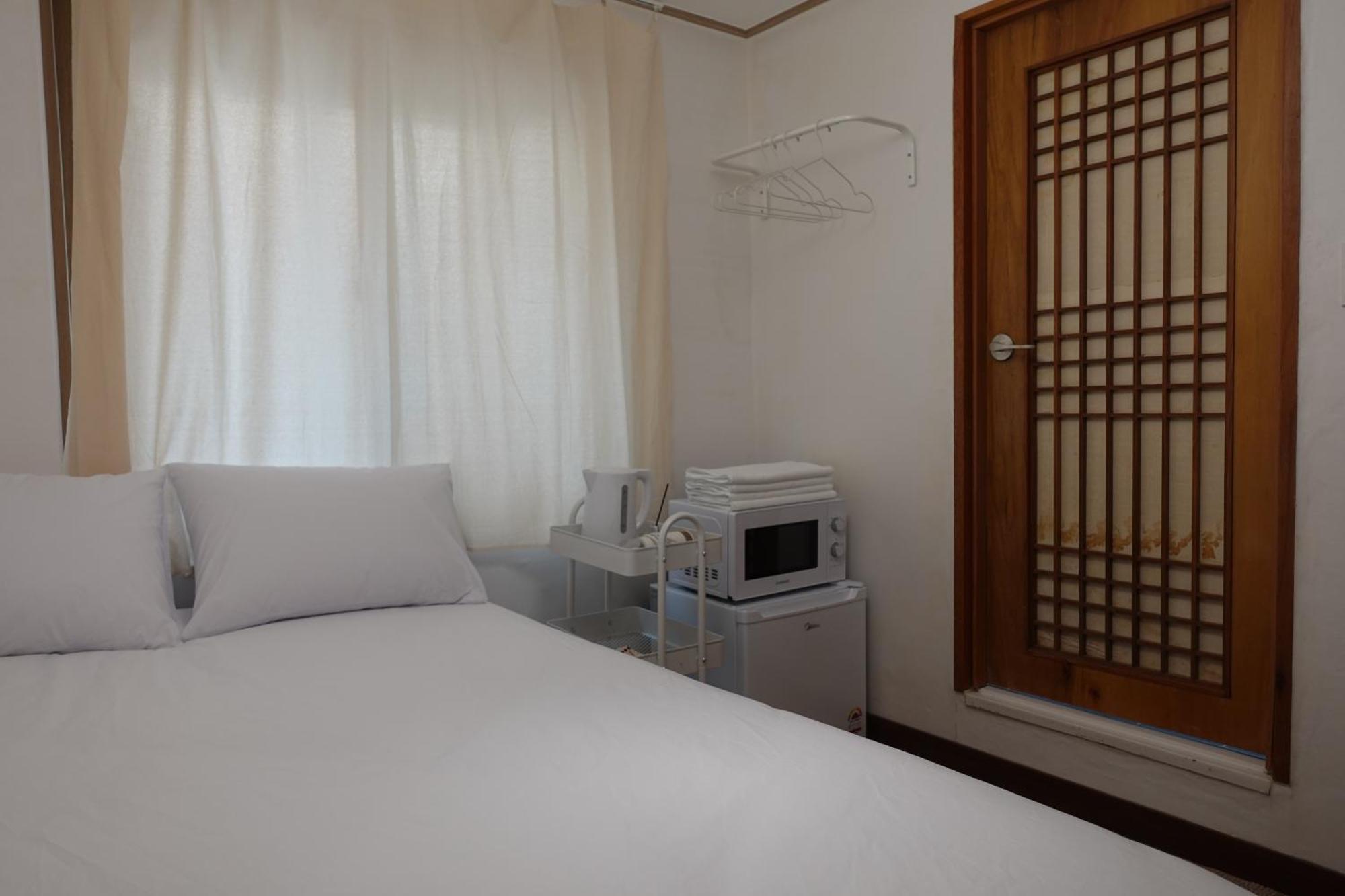 Hostel Jl In Chung-Jeong Seoul Exterior photo